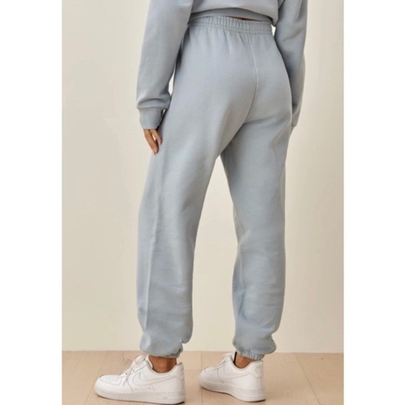 Reformation Boyfriend Sweatpant - Picture 5 of 11